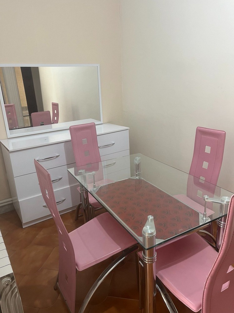 میز نهار خوری میز نهار خوری